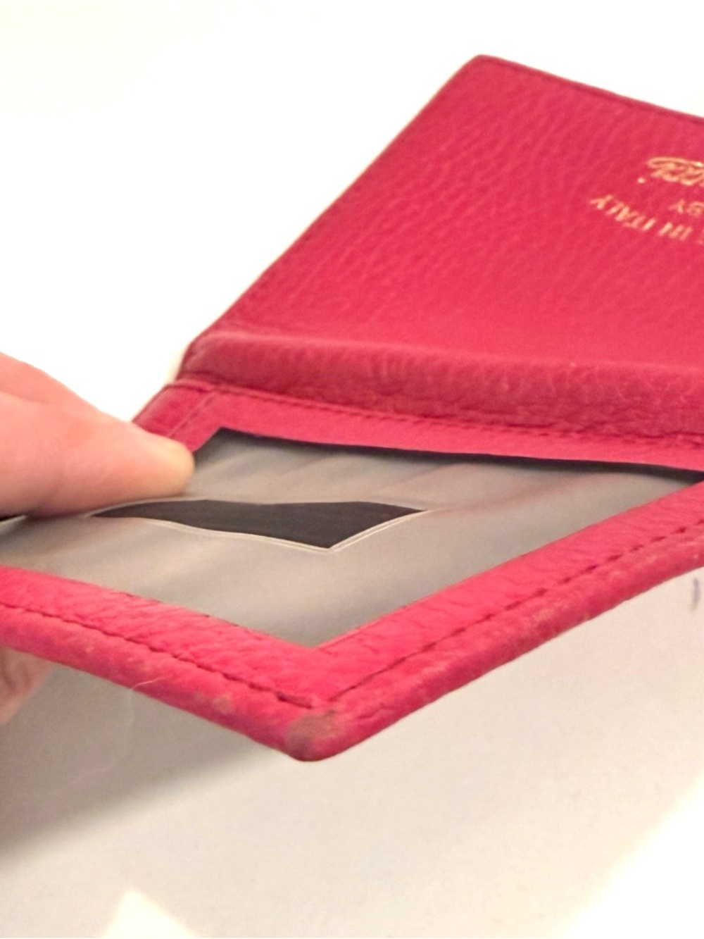 Gucci Calfskin Swing Train Pass Card Case in color Blossom and Dust Bag - Picture 9 of 10